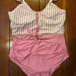 NWT Coral Reef Bathing Suit XL